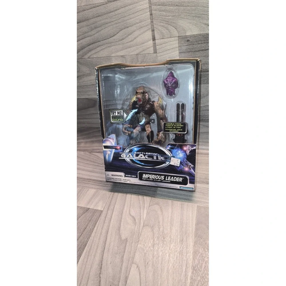 1996 Trendmasters Battlestar Galactica Imperious Leader Reptilian Cylon Leader